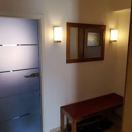 70m² Zweiraumwohnung Am Spreewaldradweg In * 콧부스